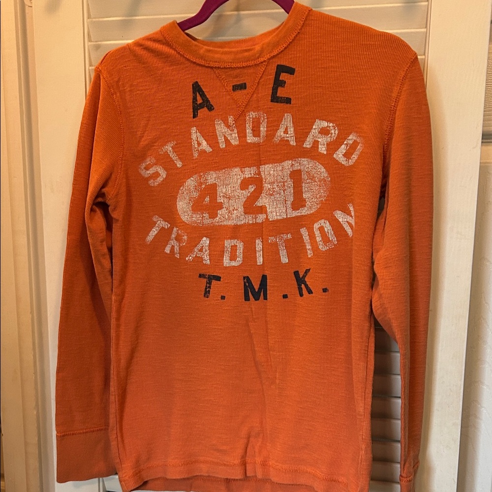 American Eagle Outfitters Vibrant Orange Tee